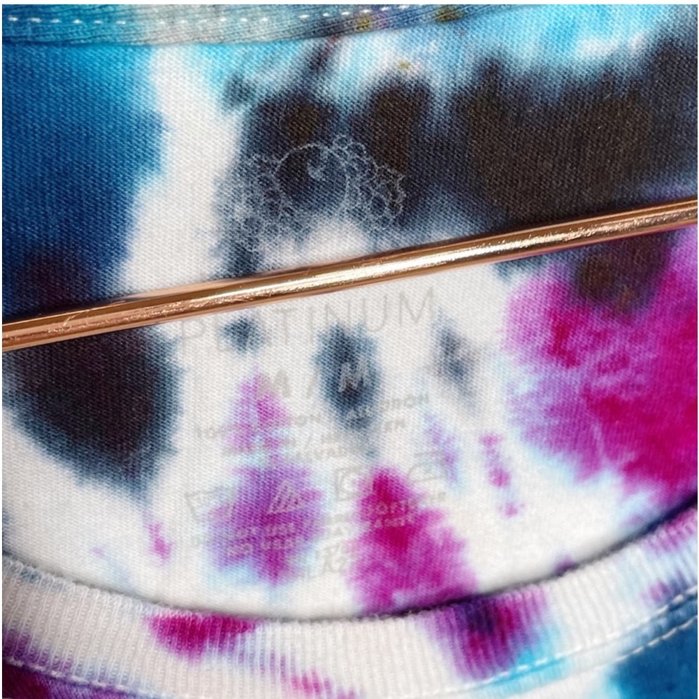 Handmade Tie Die Blue & Purple Fruit Of A Loom Medium TShirt With Front Pocket - Picture 2 of 7